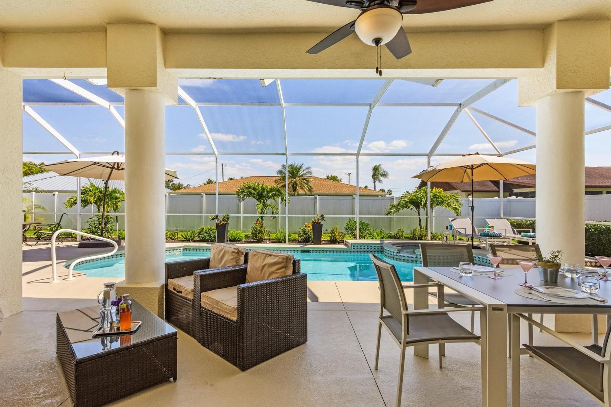 Villa-Haze, Lots Of Privacy, Solar & Electric Heated Pool And Spa Cape Coral Exterior photo