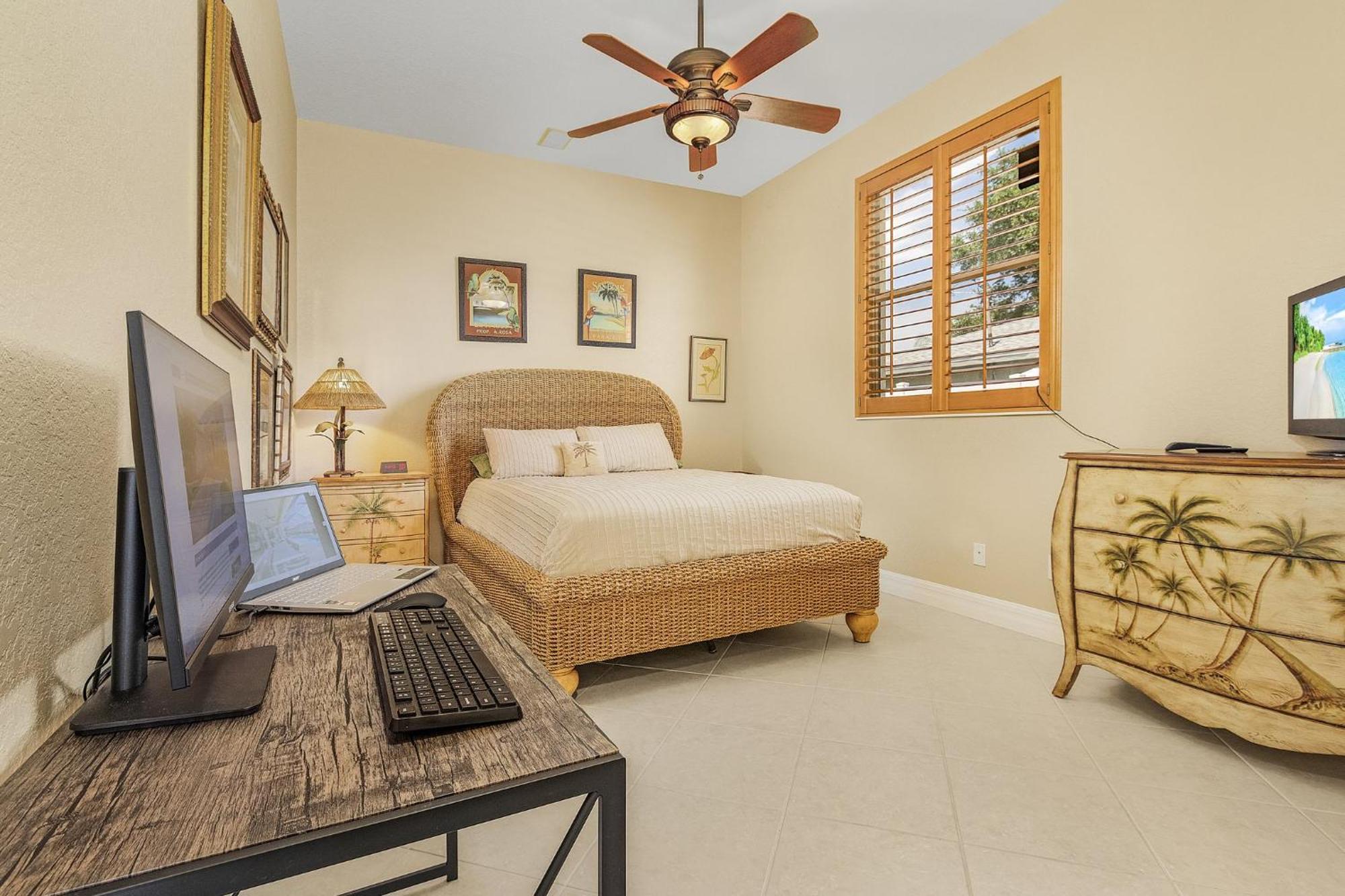 Villa-Haze, Lots Of Privacy, Solar & Electric Heated Pool And Spa Cape Coral Exterior photo